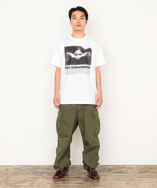 BEAMS T（ビームスティー）の「【別注】Kevin Cummins /「Bjork」Photo T ①（Tシャツ/カットソー・メンズ・ホワイト・S/M/L/XL）」の8枚目の写真