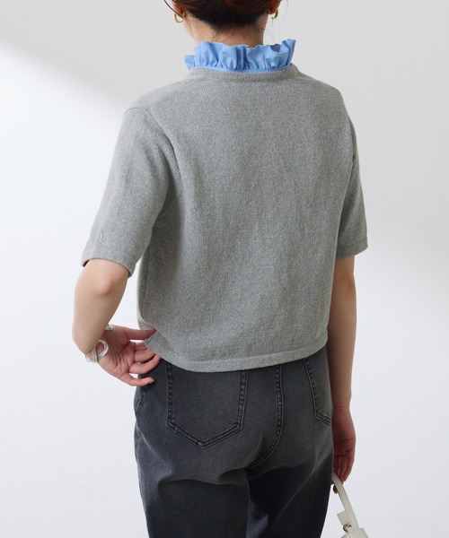 COLLAGE GALLARDAGALANTE（コラージュガリャルダガランテ）の「【OT】Q.anos/ラッフルニットカーディガン（カーディガン/ボレロ・レディース・ネイビー/グレー・FREE）」の17枚目の写真