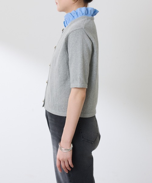 COLLAGE GALLARDAGALANTE（コラージュガリャルダガランテ）の「【OT】Q.anos/ラッフルニットカーディガン（カーディガン/ボレロ・レディース・ネイビー/グレー・FREE）」の7枚目の写真