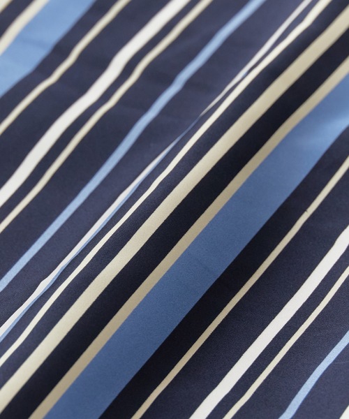 superNova.(スーパーノヴァ)の「superNova./スーパーノヴァ Utility trouser-Polyester stripe トラウザー 秋服 冬服(その他パンツ・メンズ・ネイビー・M/S)」の7枚目の写真