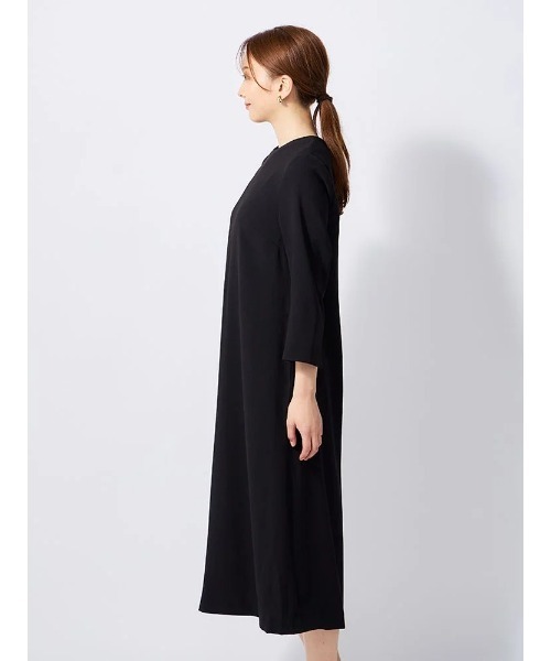 Perfect Suit FActory（パーフェクトスーツファクトリー）の「【洗える・ストレッチ】バックサテンジョーゼット　ワンピース（ワンピース・レディース・ブラック・S/M/L）」の8枚目の写真