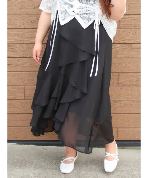 Re-J&SUPURE(リジェイアンドスプル)の「【大きいサイズ】【Kannaコラボ】シフォンラッフルスカート(スカート・レディース・ブラック/ベージュ・XX-LARGE/XXX-LARGE/XXXX-LARGE)」の2枚目の写真