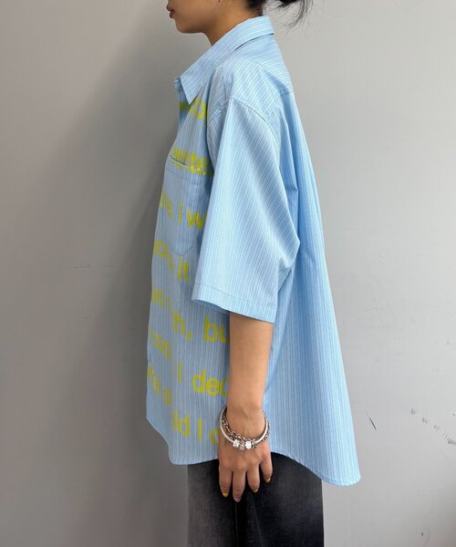 Sourcream（サワークリーム）の「【Sourcream/サワークリーム】メッセージプリント半袖シャツ（シャツ/ブラウス・レディース・ブルー/グリーン・FREE）」の7枚目の写真
