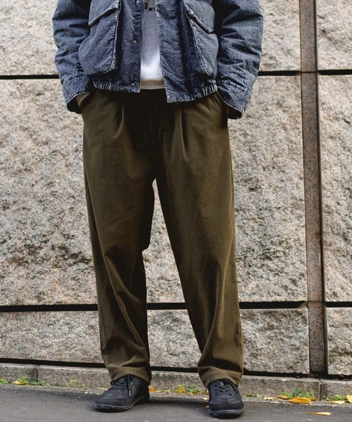 niko and...（ニコアンド）の「ワイドテーパードコールパンツ（その他パンツ・メンズ・セージグリーン/ダークブラウン/スモーク/ブラック/カーキ・LARGE/MEDIUM）」の3枚目の写真