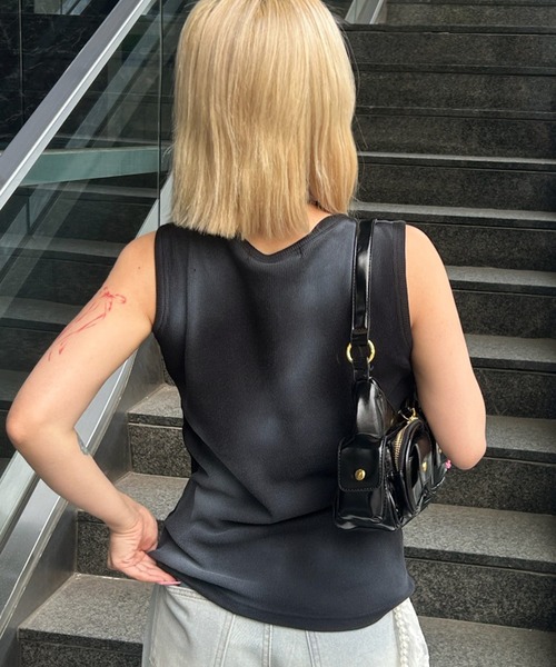 A'GEM/9 × .kom 『.KOM/ドットケーオーエム』マルチポケットショルダー