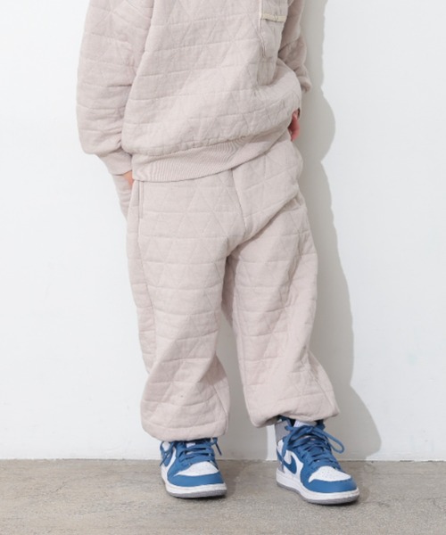 Ocean&Ground(オーシャン&グラウンド)の「トライアングルキルトワイドジョガーパンツ(スウェットパンツ・キッズ・オリーブ/グレイッシュベージュ/ブラック/ブルー系その他・100/140/130/120/110/90/80)」の5枚目の写真