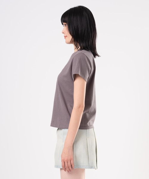Levi's(リーバイス)の「Levi's/リーバイス グラフィック クラシック Tシャツ(Tシャツ/カットソー・レディース・グレー・XS/S/M)」の9枚目の写真