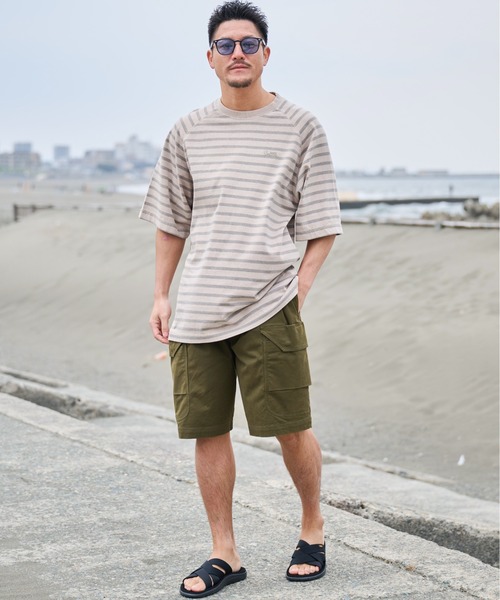 Sunny Smith（サニースミス）の「ボーダーオーバーダイ ラグランロゴ刺繍Ｔシャツ（Tシャツ/カットソー・メンズ・オリーブ/ベージュ/スミクロ・LARGE/MEDIUM）」の17枚目の写真