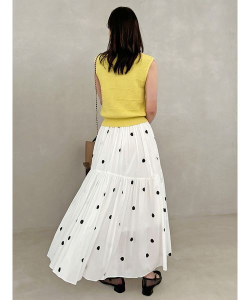 SNIDEL（スナイデル）の「ギャザーフレアスカート（スカート・レディース・ホワイト/イエロー/ドット・1/0）」の12枚目の写真