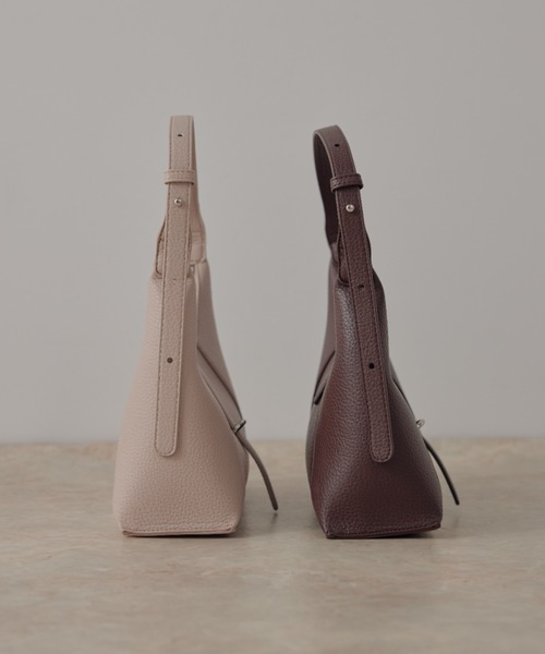 ECREL（エクレール）の「ベルトフラップミニバッグ（ショルダーバッグ・レディース・ベビーピンク/ブラウン・FREE）」の4枚目の写真