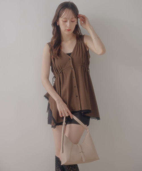 ECREL（エクレール）の「ベルトフラップミニバッグ（ショルダーバッグ・レディース・ベビーピンク/ブラウン・FREE）」の6枚目の写真