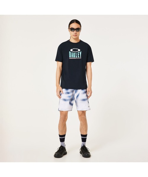 OAKLEY(オークリー)の「オークリー STRIKING TECH COLD SS TEE 7.0/Tシャツ/吸汗速乾/接触冷感/スポーツ・トレーニングコレクション/OAKLEY(Tシャツ/カットソー・メンズ・ネイビー/ブラック/コバルトブルー・M/L/S/XL)」の8枚目の写真