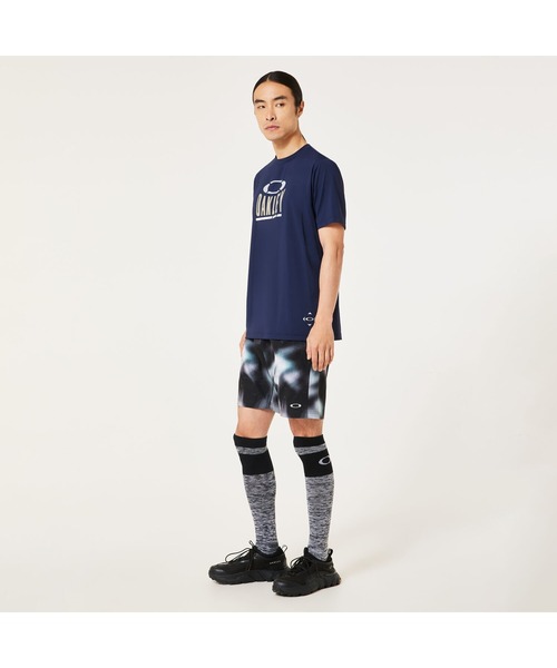 OAKLEY(オークリー)の「オークリー STRIKING TECH COLD SS TEE 7.0/Tシャツ/吸汗速乾/接触冷感/スポーツ・トレーニングコレクション/OAKLEY(Tシャツ/カットソー・メンズ・ネイビー/ブラック/コバルトブルー・M/L/S/XL)」の14枚目の写真