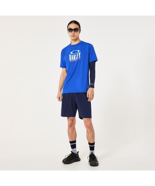 OAKLEY(オークリー)の「オークリー STRIKING TECH COLD SS TEE 7.0/Tシャツ/吸汗速乾/接触冷感/スポーツ・トレーニングコレクション/OAKLEY(Tシャツ/カットソー・メンズ・ネイビー/ブラック/コバルトブルー・M/L/S/XL)」の20枚目の写真