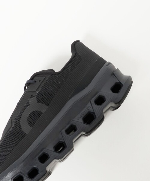 On＞ Cloudmonster Void/クラウドモンスター ヴォイド/スニーカー