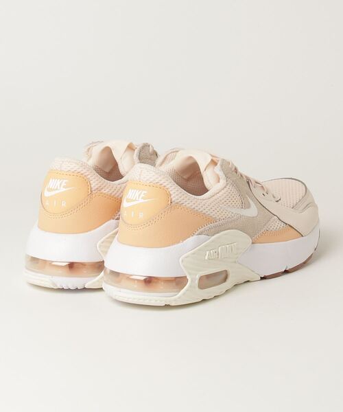 NIKE(ナイキ)の「ナイキ NIKE ナイキ エア マックス エクシー(スニーカー・レディース・サーモンピンク・23.0cm/23.5cm/24.0cm/24.5cm/25.0cm)」の2枚目の写真