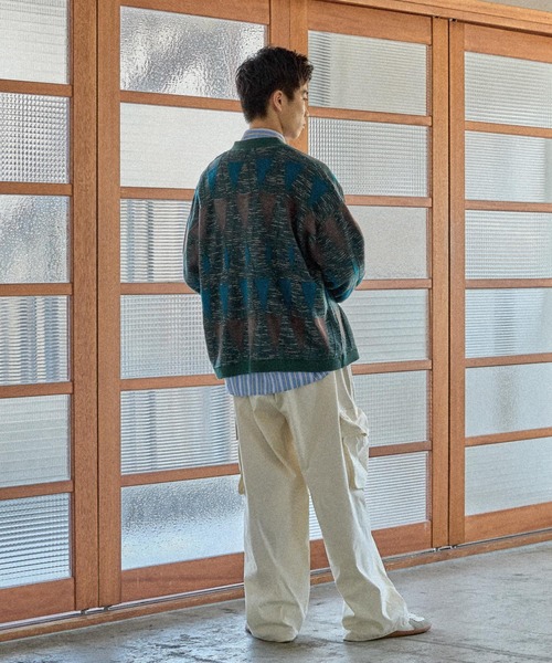 niko and...（ニコアンド）の「ジオメ柄ニットVネックカーディガン（カーディガン/ボレロ・メンズ・ダークブラウン/ネイビー/ブラック/グリーン・MEDIUM/LARGE）」の22枚目の写真