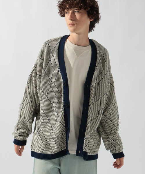 niko and...（ニコアンド）の「ジオメ柄ニットVネックカーディガン（カーディガン/ボレロ・メンズ・ダークブラウン/ネイビー/ブラック/グリーン・MEDIUM/LARGE）」の10枚目の写真