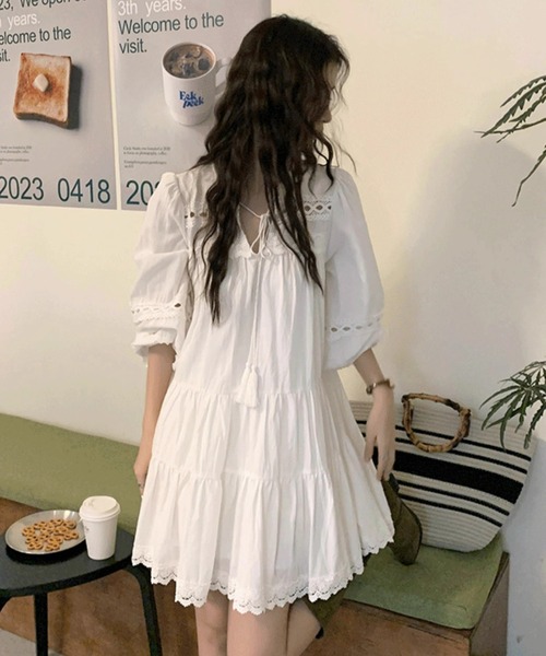 GEMEDA(ジェメダ)の「レースヨークティアードミニワンピース(ワンピース・レディース・ホワイト・M)」の12枚目の写真