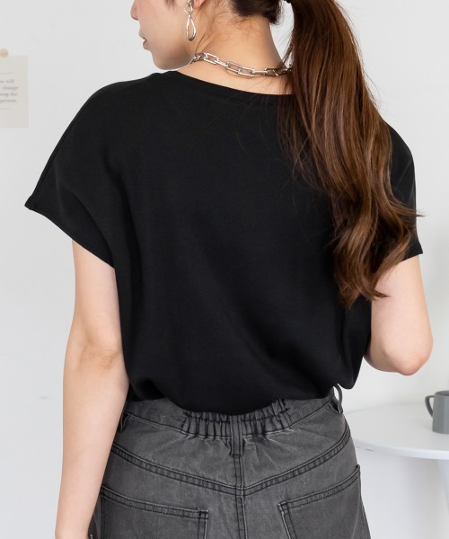 RCD(アールシーディー)の「コットンフライスVネックフレンチTシャツ(Tシャツ/カットソー・レディース・ピンクベージュ/ブラック/オフホワイト・LL~3L/M-L)」の21枚目の写真
