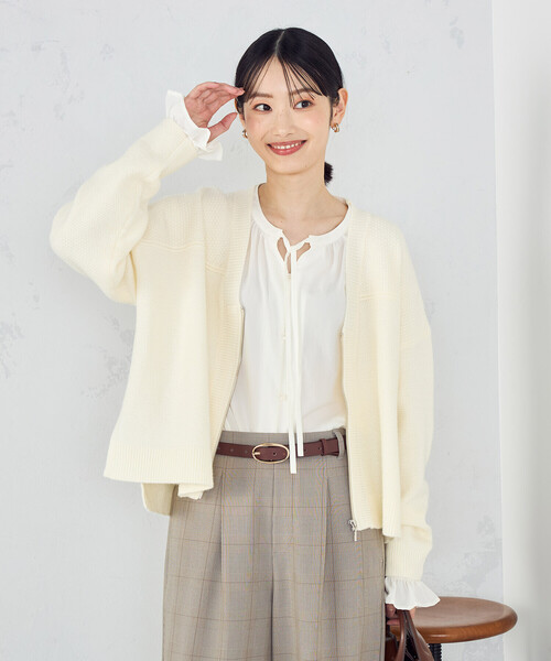 COMME CA ISM（コムサイズム）の「地柄　ジップカーディガン（カーディガン/ボレロ・レディース・ブルー/チャコール/アイボリー・FREE）」の6枚目の写真