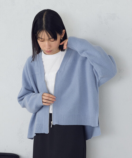 COMME CA ISM（コムサイズム）の「地柄　ジップカーディガン（カーディガン/ボレロ・レディース・ブルー/チャコール/アイボリー・FREE）」の21枚目の写真