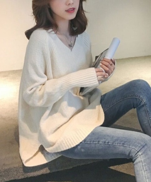 cammie(キャミー)の「Vネックラウンドカットニット(ニット/セーター・レディース・ベージュ/ブラック/ピンク/ホワイト/グレー・F)」の8枚目の写真