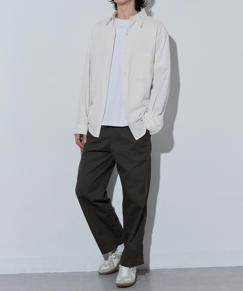 Dickies(ディッキーズ)の「【Dickies】TCツイル/デニム ワイドストレート(チノパンツ・メンズ・ベージュ/ブルー系その他/ブラック系1/カーキ/ブラック/チャコールグレー・M/L/LL)」の15枚目の写真