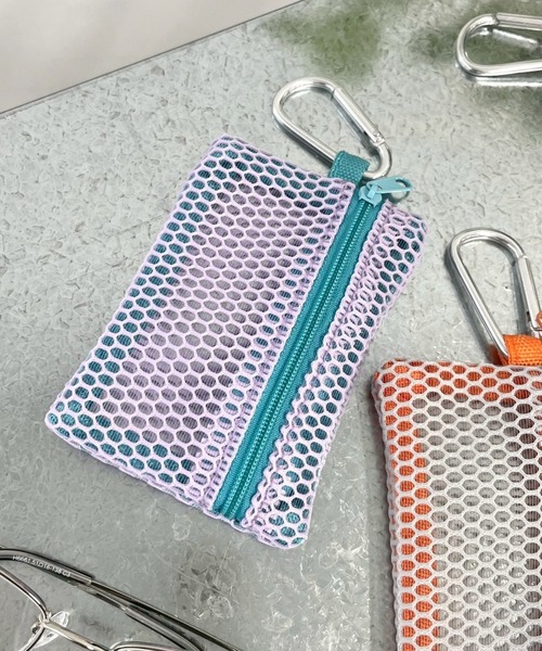 WEGO（ウィゴー）の「WEGO/メッシュ配色ポーチ（ポーチ・レディース・オレンジ/ライトパープル/サックスブルー/ライトグレー・FREE）」の3枚目の写真