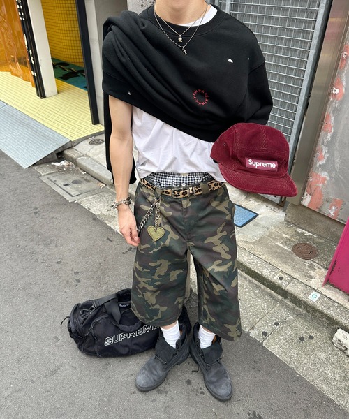 kutir(クティール)の「URAGE CREWNECK CROPPED PAINT SWEAT/裏毛クルーネッククロップドペイントスウェット(スウェット・メンズ・ブラック/杢グレー/ネイビー・LARGE/MEDIUM)」の10枚目の写真