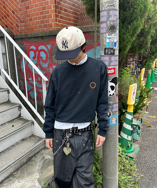 kutir(クティール)の「URAGE CREWNECK CROPPED PAINT SWEAT/裏毛クルーネッククロップドペイントスウェット(スウェット・メンズ・ブラック/杢グレー/ネイビー・LARGE/MEDIUM)」の22枚目の写真