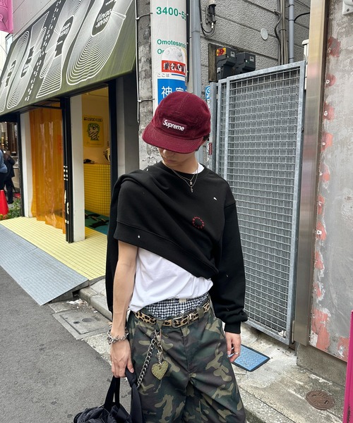 kutir(クティール)の「URAGE CREWNECK CROPPED PAINT SWEAT/裏毛クルーネッククロップドペイントスウェット(スウェット・メンズ・ブラック/杢グレー/ネイビー・LARGE/MEDIUM)」の7枚目の写真