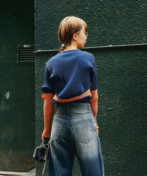 kotohayokozawa（コトハヨコザワ）の「ARM COVER TOP（Tシャツ/カットソー・レディース・ネイビー/ラベンダー/ライトベージュ・FREE）」の9枚目の写真