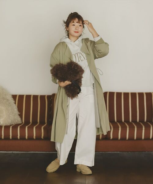 le.coeur blanc(ルクールブラン)の「COTEVALロゴスウェットパーカー(パーカー・レディース・ライトグレー/ダークグレー・38)」の8枚目の写真