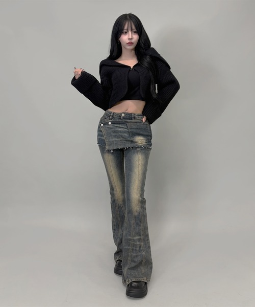 FOLLOWIN（フォロウィン）の「2color/レイヤードデザイン フレアデニムパンツ（デニムパンツ・レディース・ブラック/ブルー・SMALL/MEDIUM/LARGE）」の11枚目の写真
