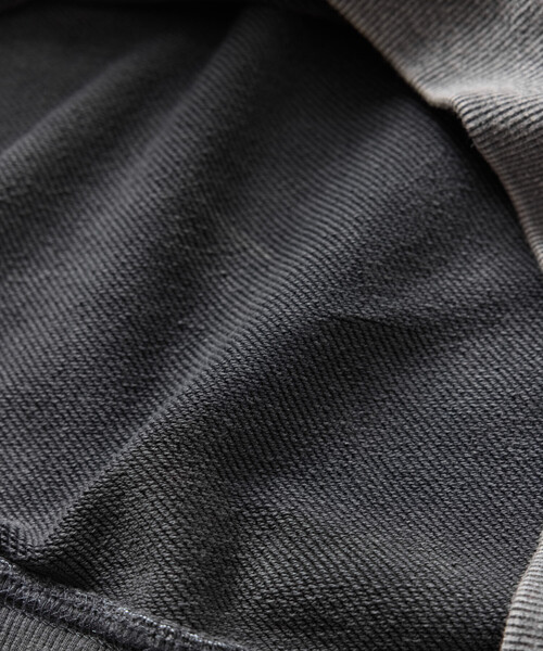 FREAK'S STORE(フリークスストア)の「HEAVY WEIGHT CREW NECK PIGMENT SWT 13oz/ヘビーウェイト ピグメント加工 クルーネックスウェット/13オンス/リラックスフィット(スウェット・メンズ・オリーブ/チャコールグレー/ワインレッド/ブラウン・LARGE/SMALL/MEDIUM)」の18枚目の写真