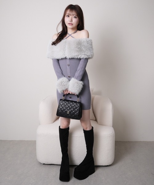 LIP SERVICE ファーオフショルボタンニットワンピース リップサービス LIP SERVICE（リップサービス）｜ ファーオフショルボタンニット