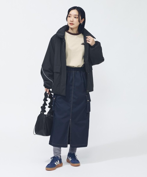 adidas(アディダス)の「【別注】アディダス adidas デニムライク ストレッチ ウーブン ルーズフィット カーゴスカート 限定コラボ(スカート・レディース・ブラック/ネイビー・S/M/L/XL)」の5枚目の写真