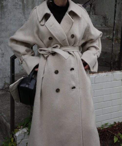WILLFULLY（ウィルフリー）の「shaggy volume sleeve trench long coat（トレンチコート・レディース・ベージュ系その他/チャコール・FREE）」の7枚目の写真