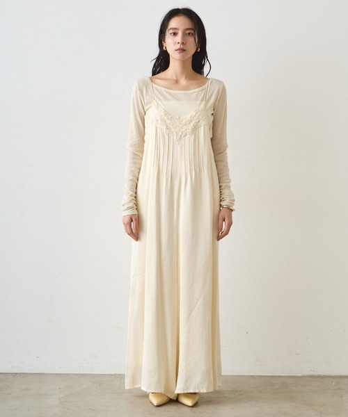 LOUNGEDRESS（ラウンジドレス）の「レースサテンキャミオールインワン（つなぎ/オールインワン・レディース・オフホワイト/ブラック・FREE）」の15枚目の写真