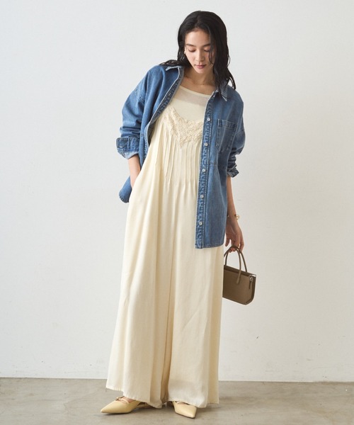 LOUNGEDRESS（ラウンジドレス）の「レースサテンキャミオールインワン（つなぎ/オールインワン・レディース・オフホワイト/ブラック・FREE）」の12枚目の写真