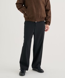 ATON（エイトン）の「ATON】BACK SATIN UTILITY PANTS／上品に穿けるワイドユーティリティパンツ（カーゴパンツ）」