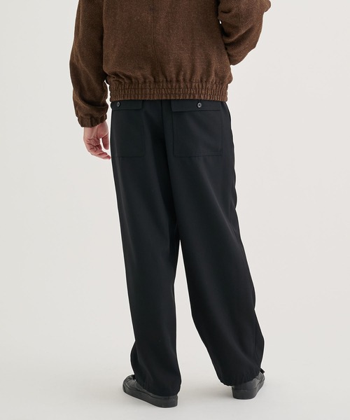 ATON】BACK SATIN UTILITY PANTS／上品に穿けるワイドユーティリティ
