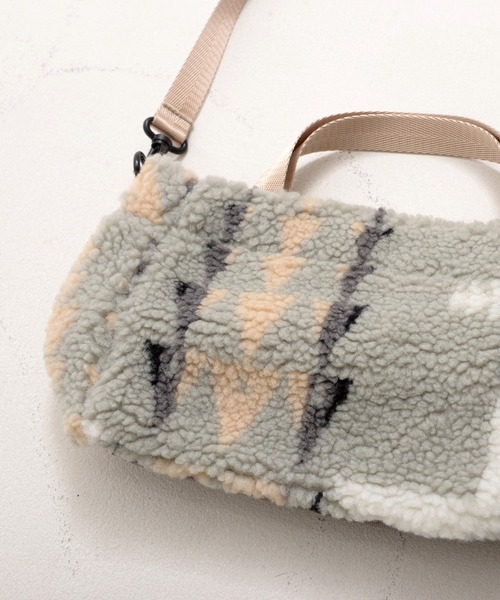 PENDLETON（ペンドルトン）の「PENDLETON ペンドルトン PLAINS STAR BOA SHOULDER BAG プレインズスター ジャガードボア ショルダーバッグ（ショルダーバッグ・レディース・ベージュ/グレー・FREE）」の19枚目の写真
