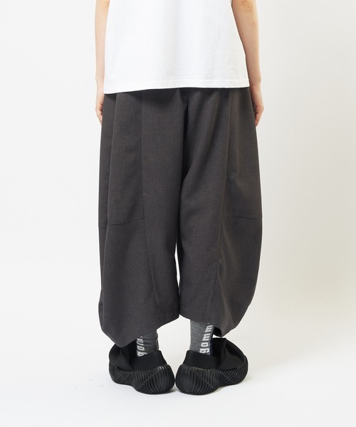 gomme（ゴム）の「バルーントロパンツ（その他パンツ・レディース・ブラック/チャコールグレー/パープル・MEDIUM）」の18枚目の写真