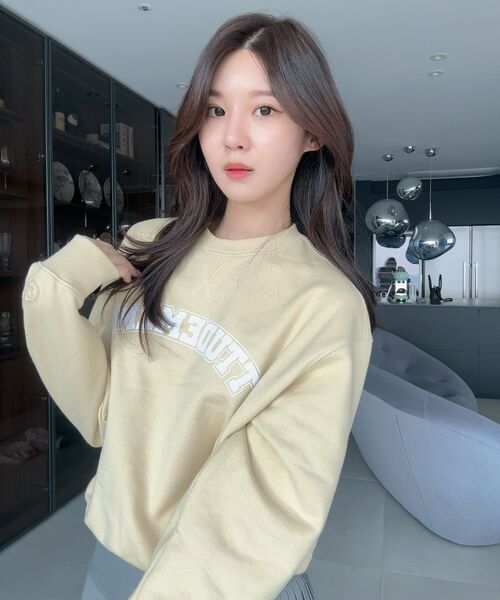 TTUDEMENT（トュードメント）の「ESSENTIAL LOGO SWEATSHIRT BUTTER（スウェット・レディース・その他・FREE）」の7枚目の写真