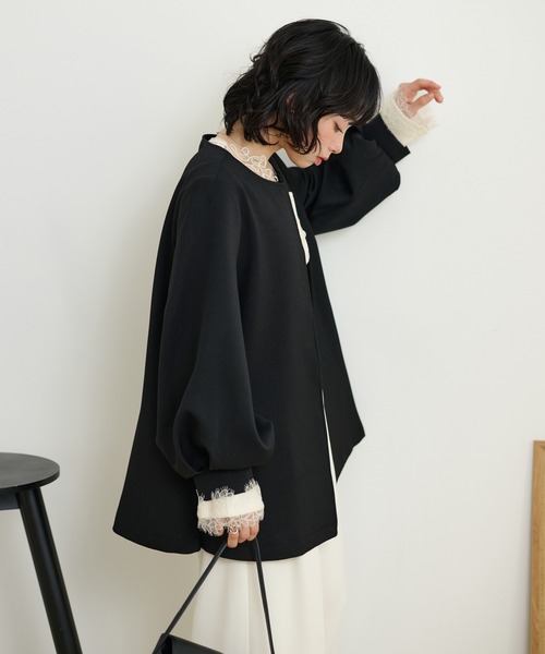 LAULEN（ローレン）の「collarless belted medium coat /ノーカラーベルト付きミディアムコート（ノーカラーコート・レディース・ベージュ/ブラック・FREE）」の7枚目の写真