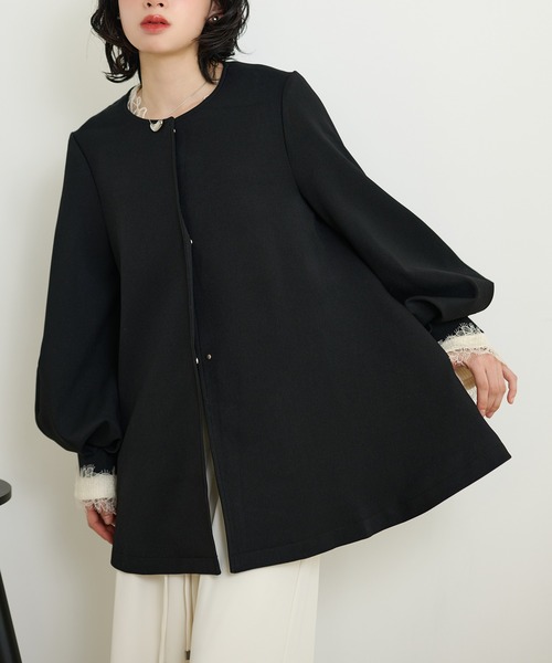 LAULEN（ローレン）の「collarless belted medium coat /ノーカラーベルト付きミディアムコート（ノーカラーコート・レディース・ベージュ/ブラック・FREE）」の12枚目の写真