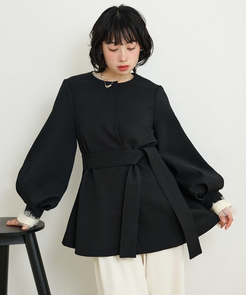 LAULEN（ローレン）の「collarless belted medium coat /ノーカラーベルト付きミディアムコート（ノーカラーコート・レディース・ベージュ/ブラック・FREE）」の14枚目の写真