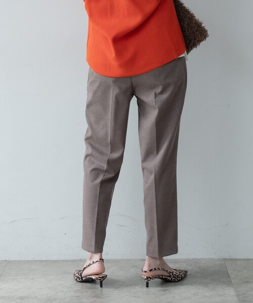 GALLEST(ギャレスト)の「Comfy SET UP|イージーテーパードパンツ【セットアップ対応/通勤/カセット服】(その他パンツ・レディース・ダークグレー/ブラウン系/ブラック・34/36/38/40)」の7枚目の写真